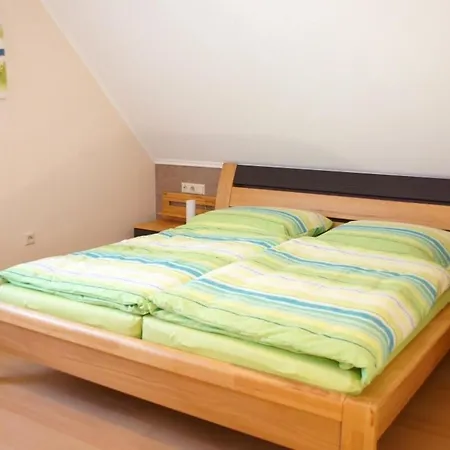 Am Flaumbach 펜션 블란켄라트